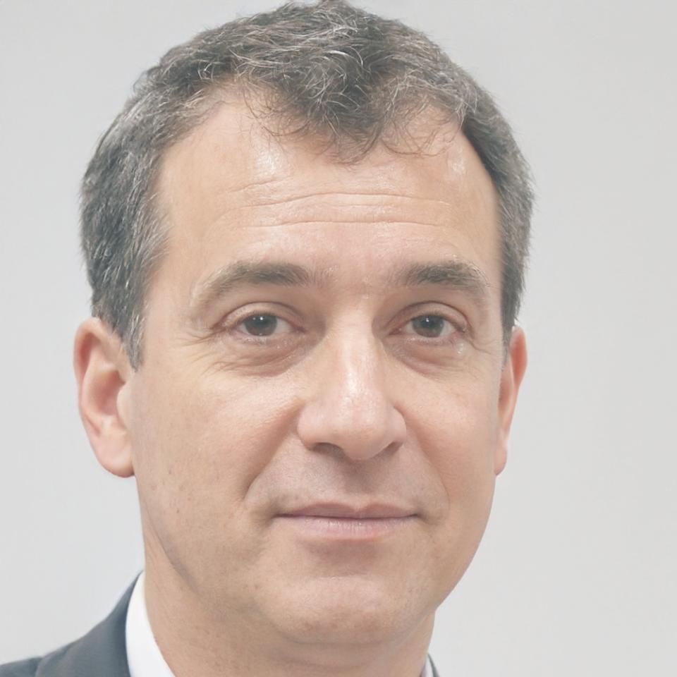 Portrait of Ruaridh Gladwell